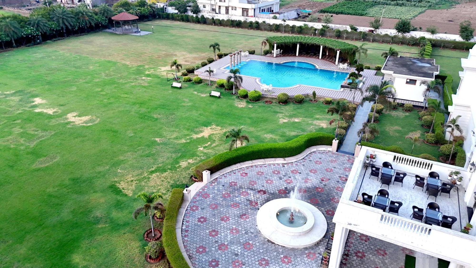 Umaid Farm Resort- A Legancy Vintage Stay In Jaipur Exteriör bild